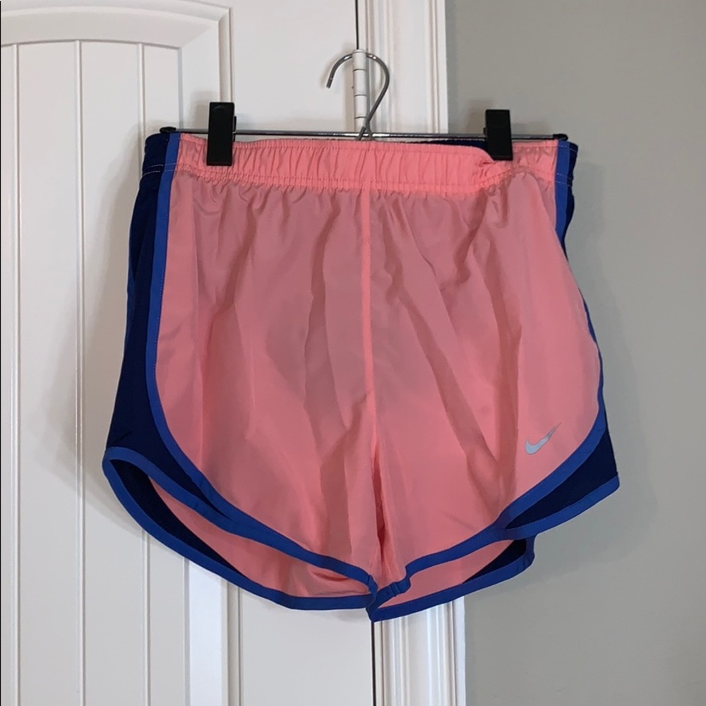 S Pink/navy Nike Shorts
